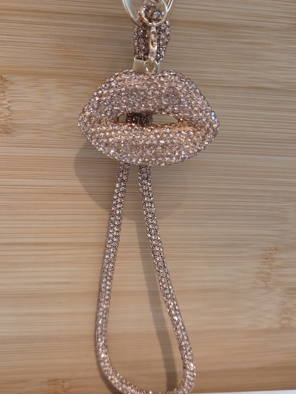 ✨ Stunning Luxury Rhinestone Lips Keychain / Bag Charm ✨